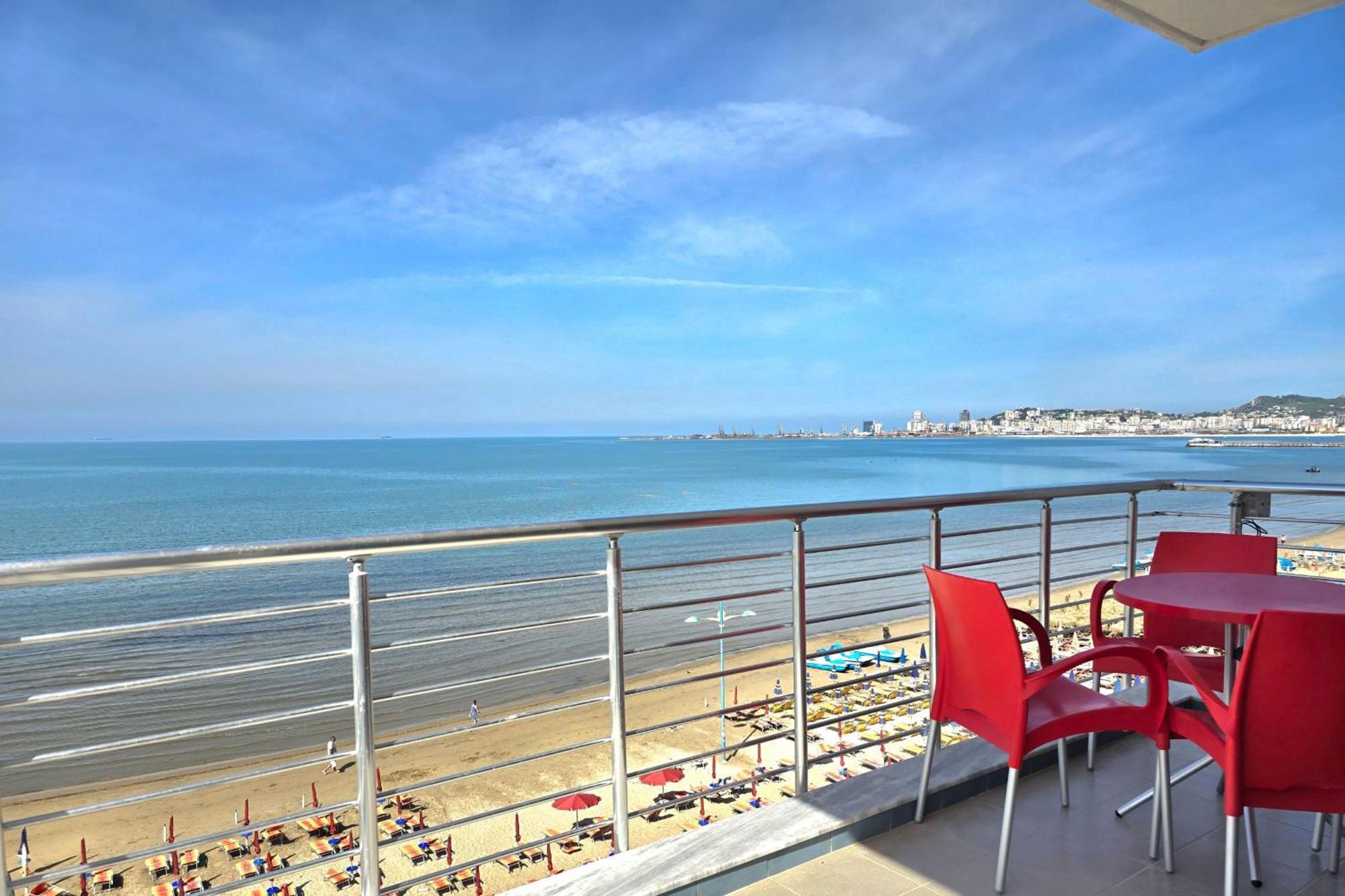 Sea View Apartments In Durrës Exterior foto
