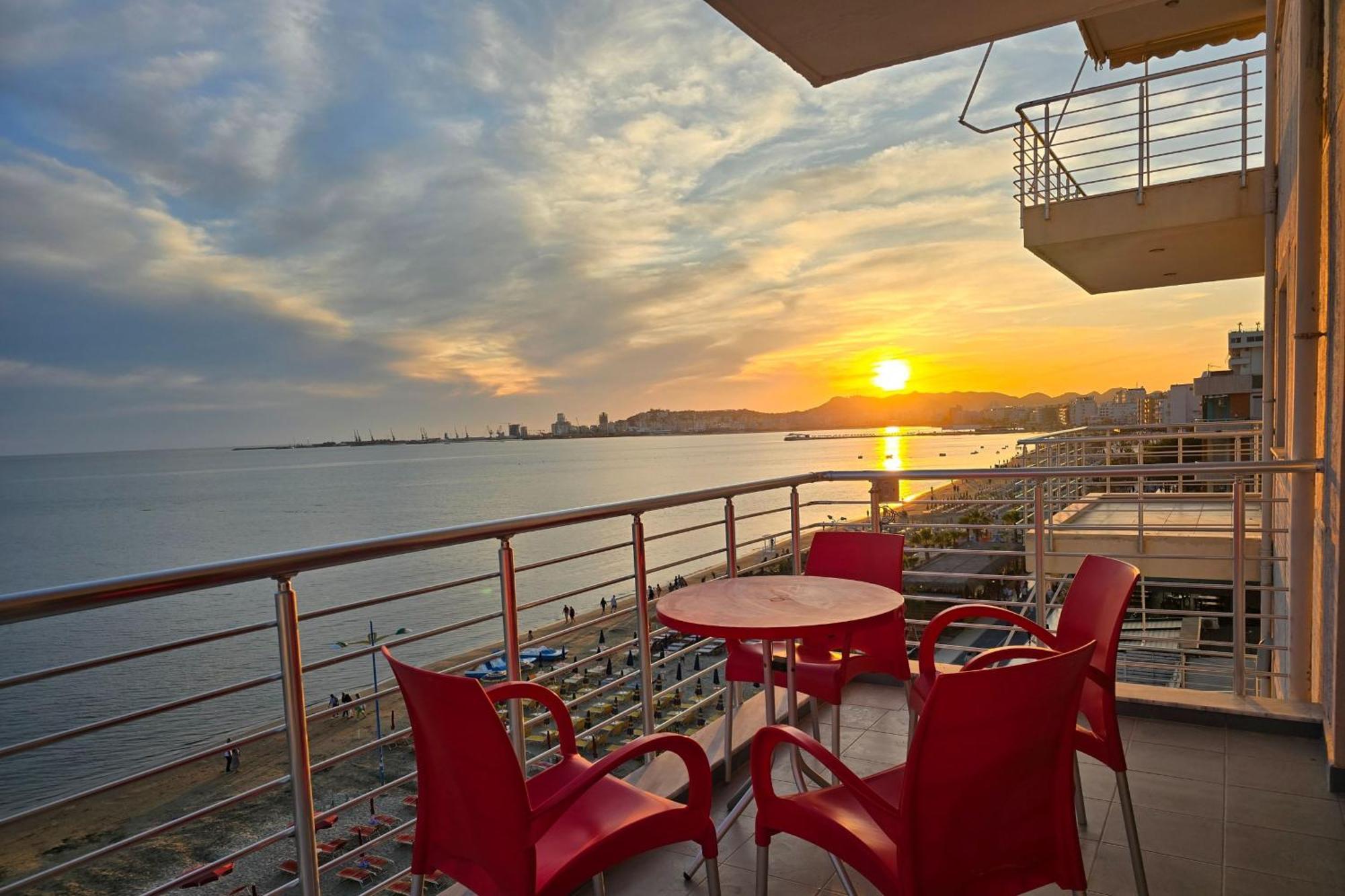 Sea View Apartments In Durrës Exterior foto