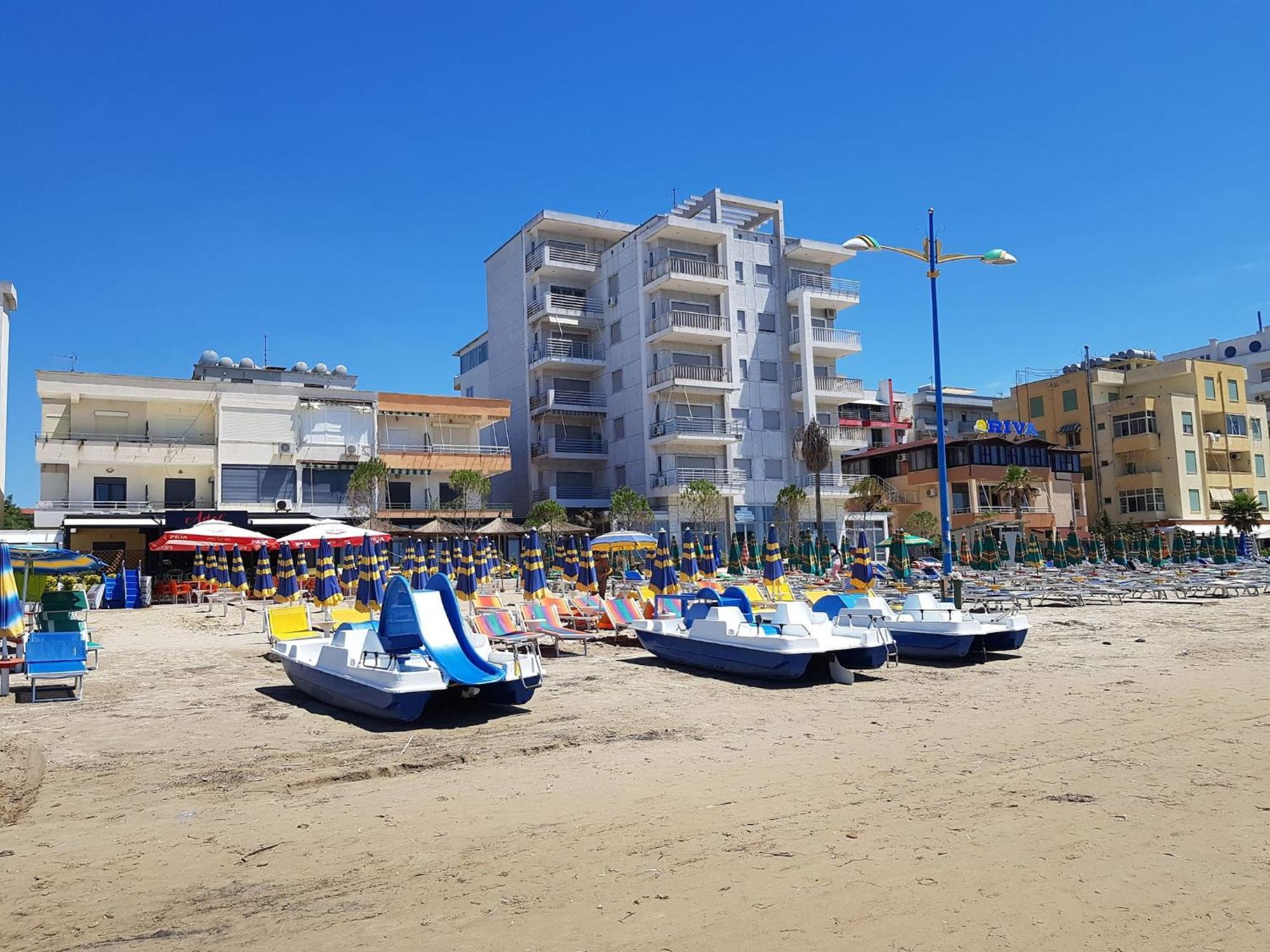 Sea View Apartments In Durrës Exterior foto